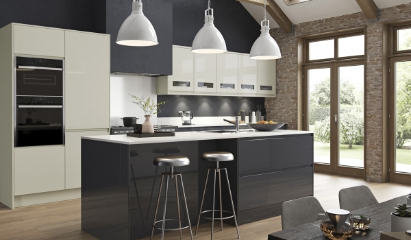 Strada Gloss Handleless Porcelain - Stori